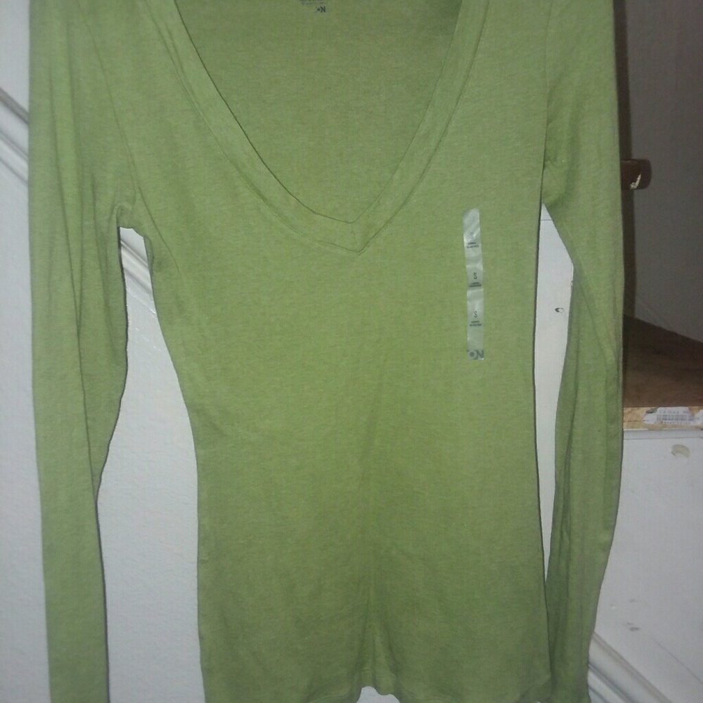 Women top